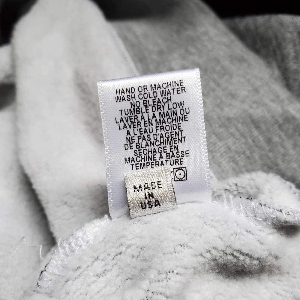 WILDFOX Keep Your Hands Off My Friets sweatshirt size small - Picture 4 of 5